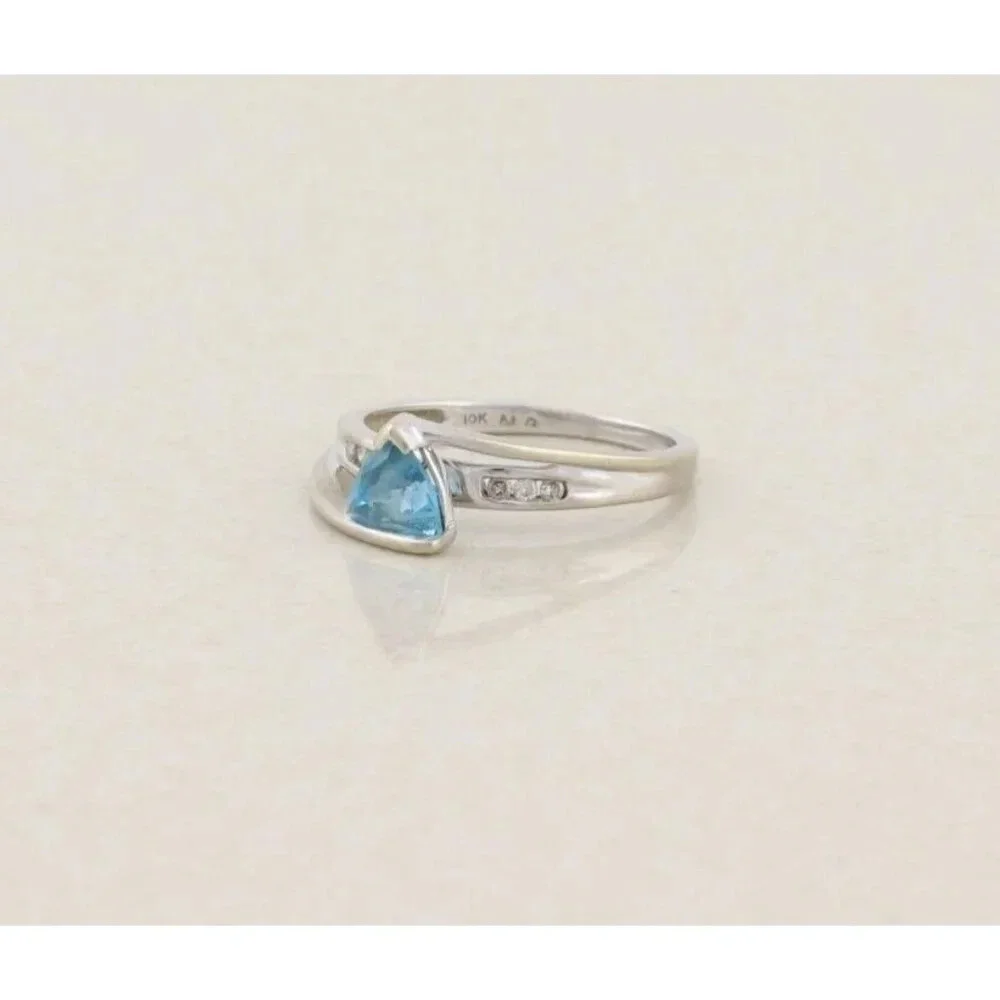 10k White Gold Natural Blue Topaz & Diamond Ring Size 7 1/4 - Picture 6 of 9
